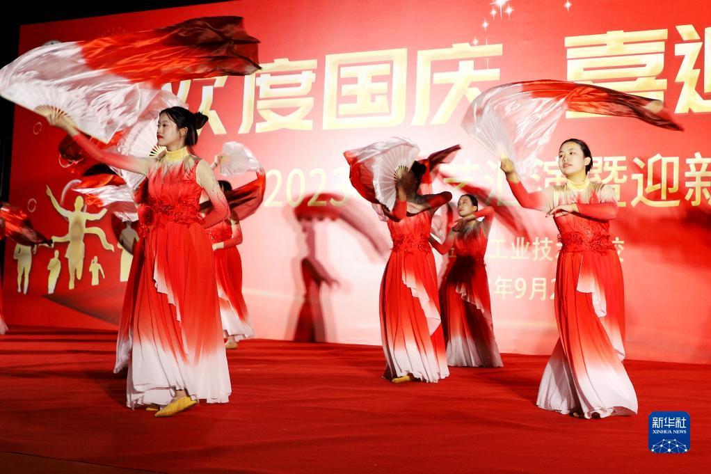 抢皇冠游戏